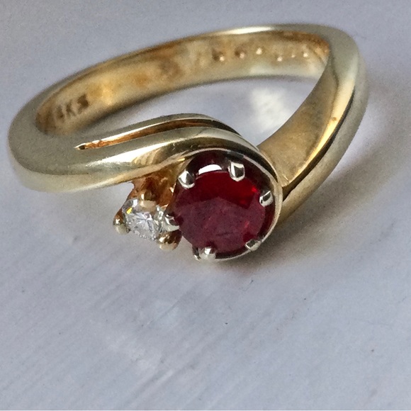 14k Yellow Gold Ruby and Diamond Ring - Picture 4 of 8